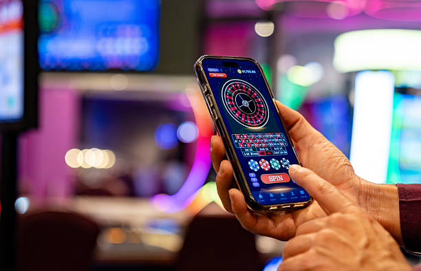QRIS code scanning on mobile phone